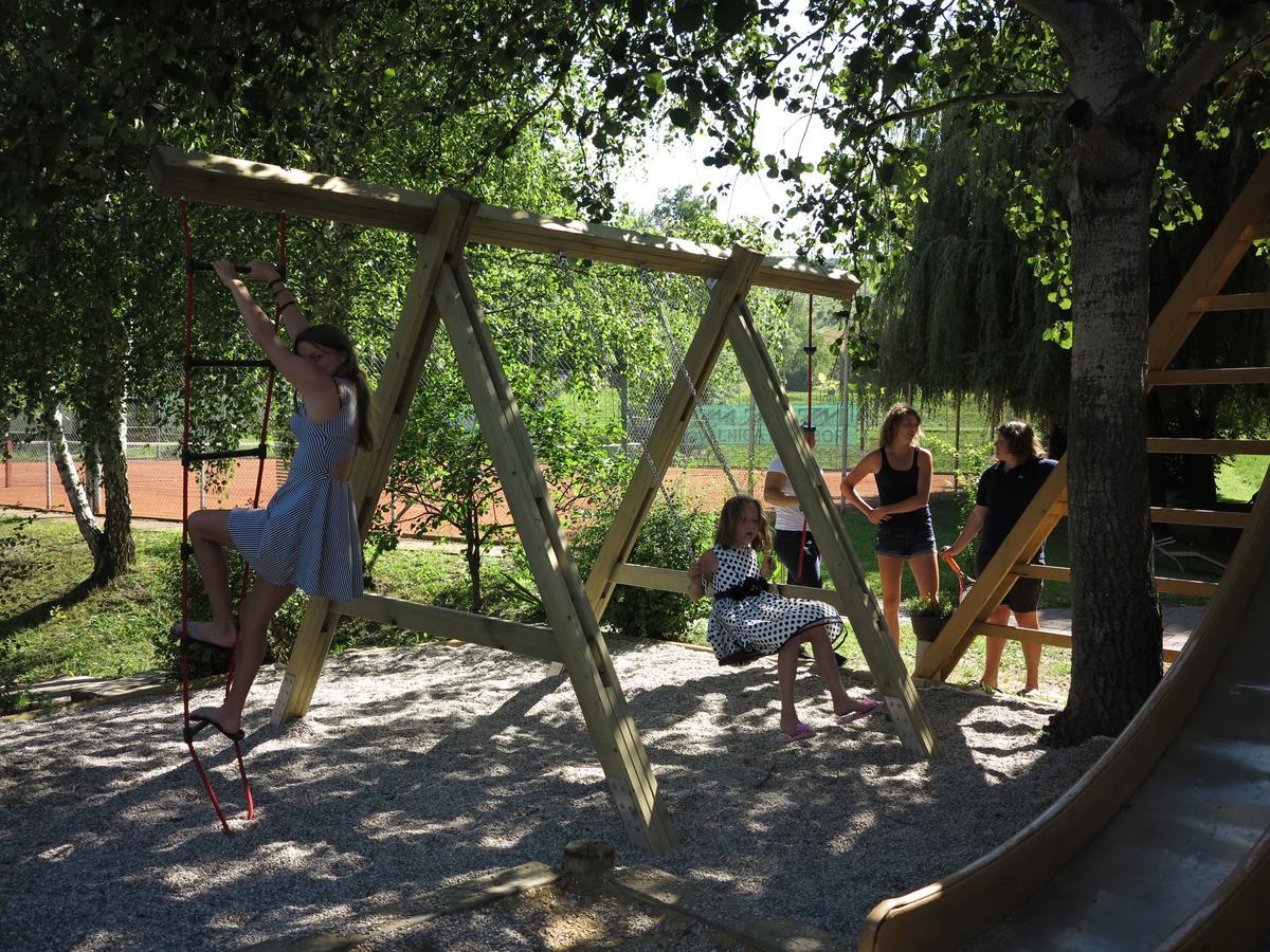 Pesnica pri Mariboru Naturasort Holiday Houses מראה חיצוני תמונה